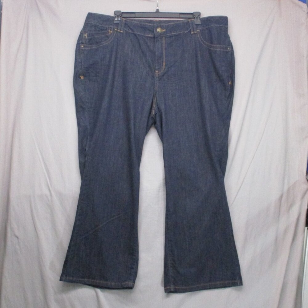 NWT Lane Bryant Distinctly Boot Jeansโ Dark Blue Women Size | 28P